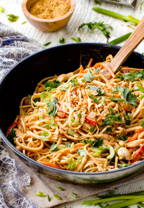 30 Minute Sesame Peanut Chicken Noodles - super quick and easy with the most amazing creamy peanut sesame sauce you will crave for days!