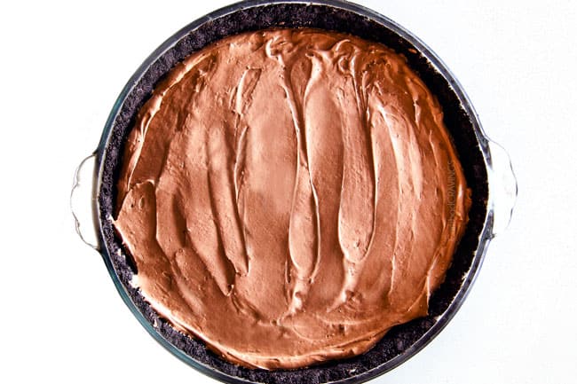 process shot showing how to assemble an oreo mud pie