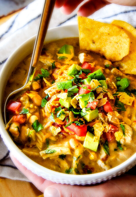 This is the best Slow Cooker Creamy White Chicken Chili I have ever had! Its soooo creamy without heavy cream, so easy, and the layers of flavors are out of this world!