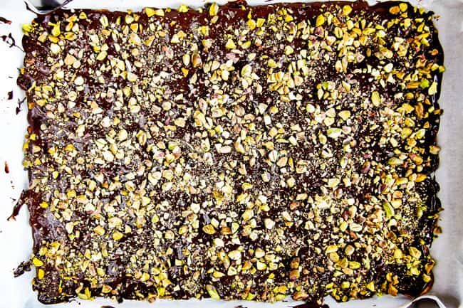 Ridiculously EASY Pistachio Chocolate Pretzel Bark is the best pretzel bark recipe I have ever made - perfect for holiday gifts! It's easy, stress free, make ahead and everyone looooooves it!