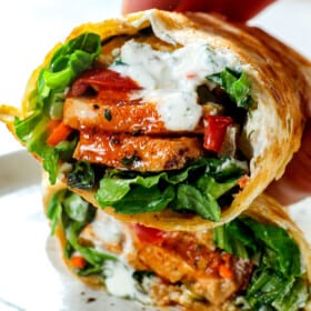 how to serve blue cheese dressing by adding to a chicken wrap